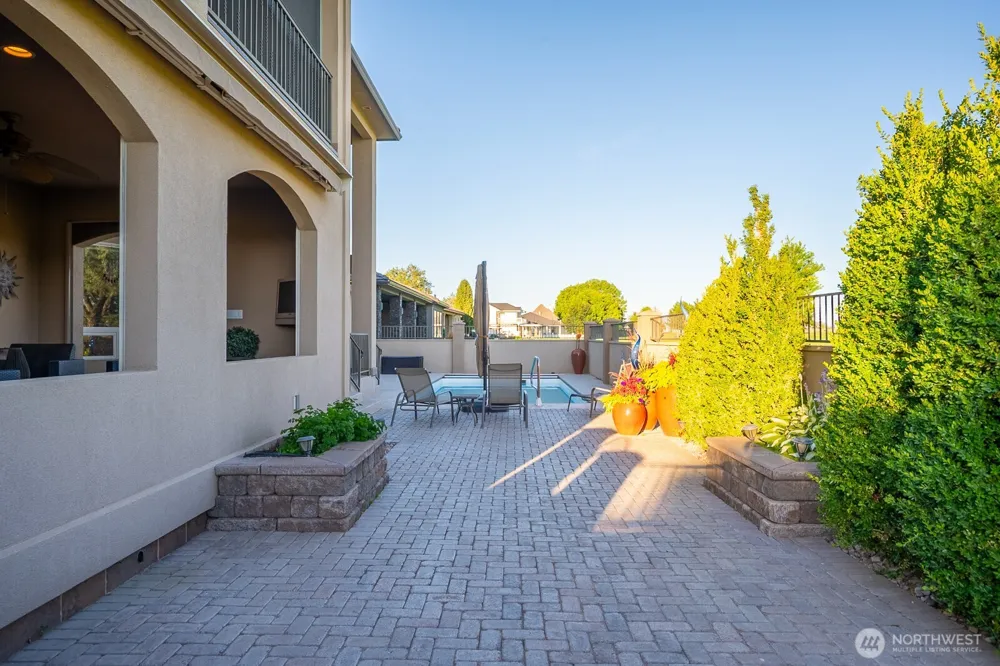 6589 Eagle Drive NE Moses Lake, WA 98837