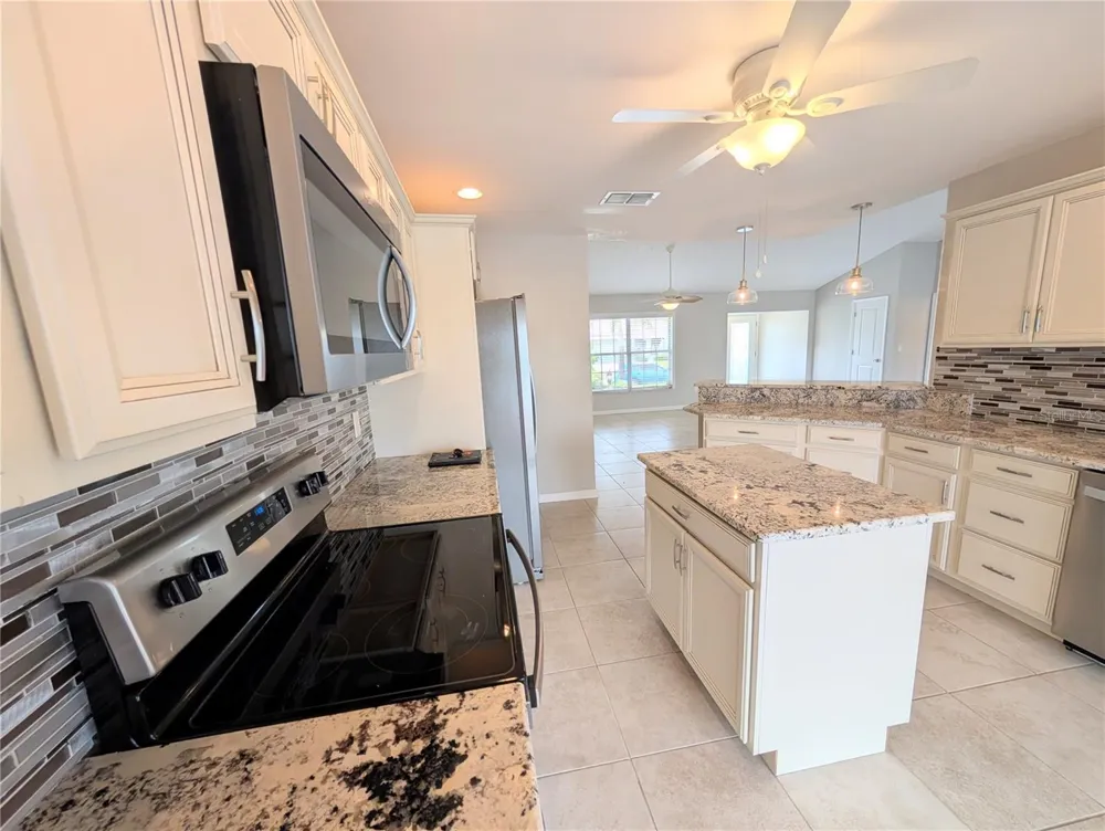 8707 51ST AVENUE W Bradenton, FL 34210