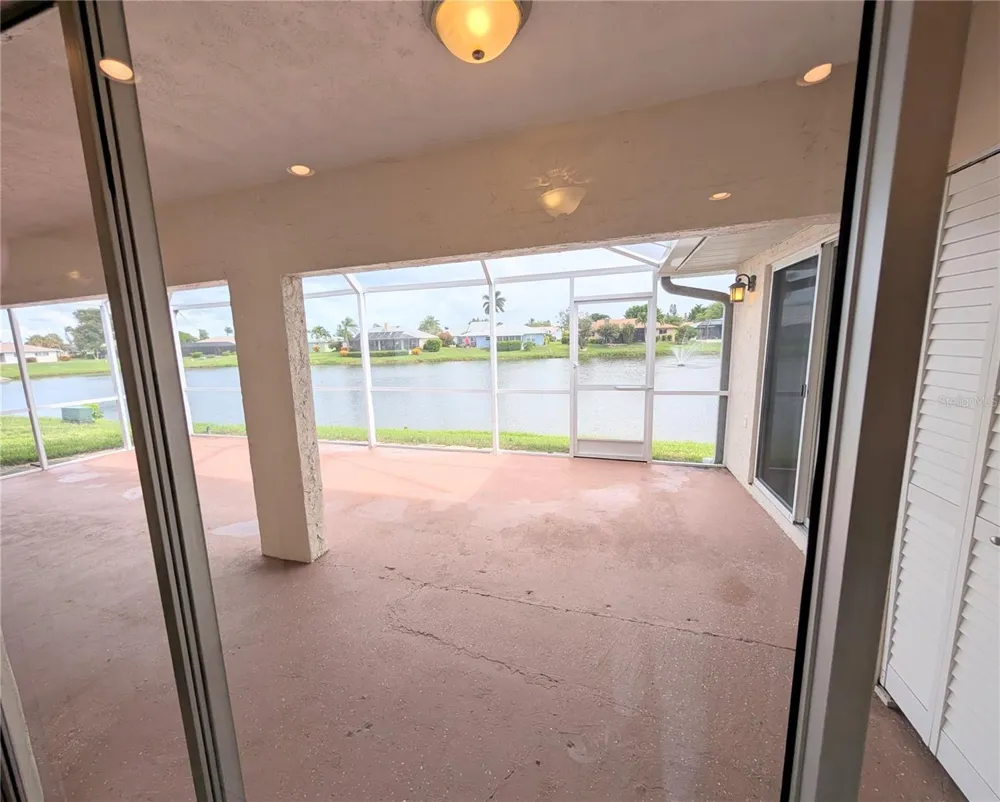 8707 51ST AVENUE W Bradenton, FL 34210