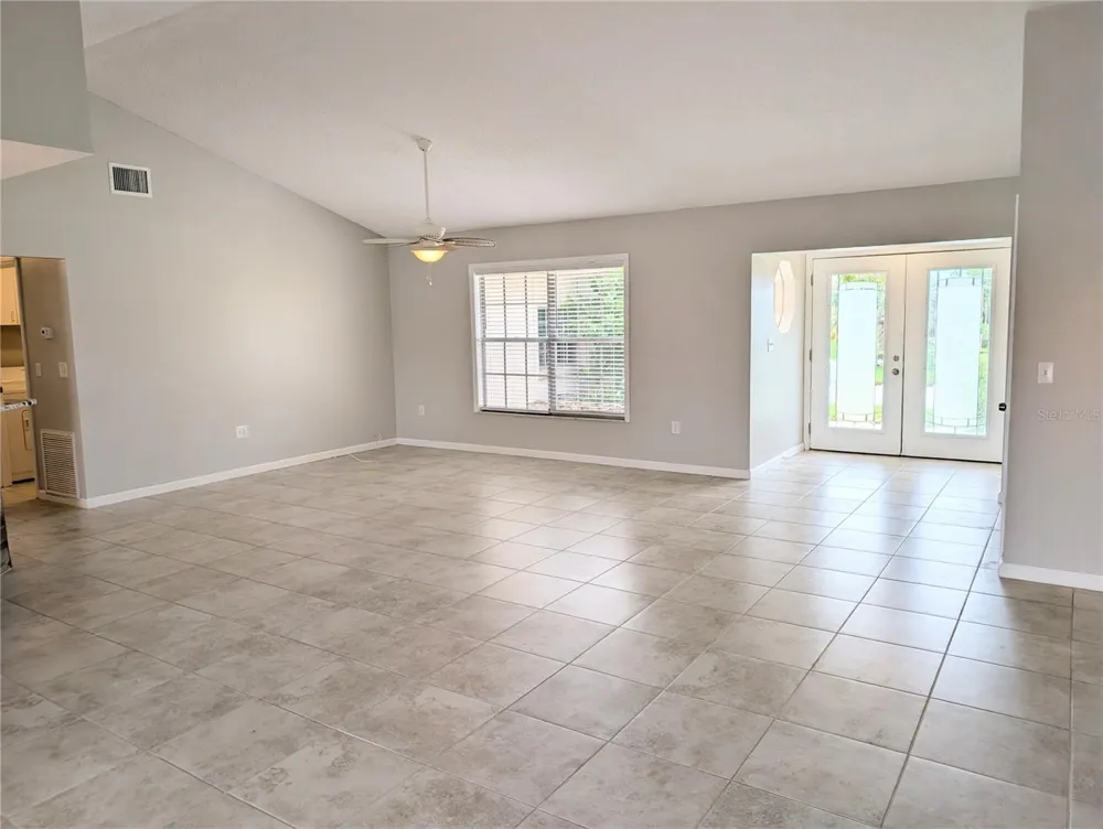 8707 51ST AVENUE W Bradenton, FL 34210