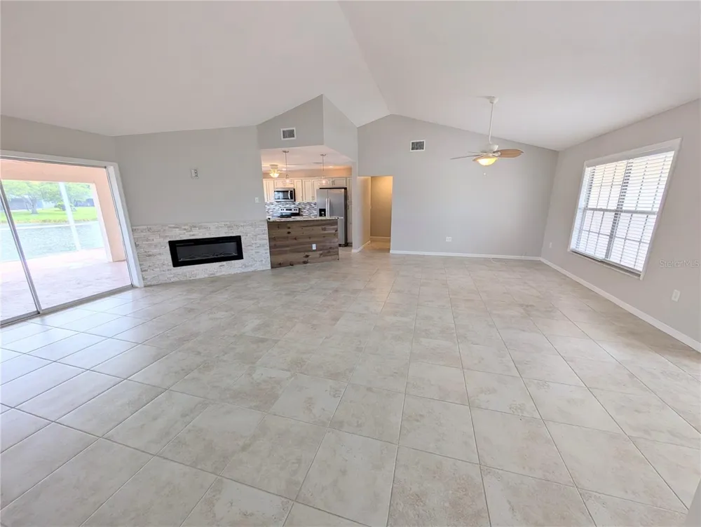 8707 51ST AVENUE W Bradenton, FL 34210
