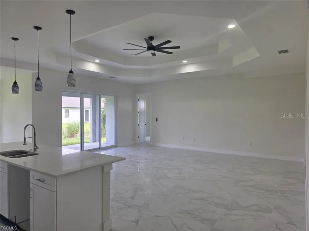 3852 HOPEVALE STREET Fort Myers, FL 33905