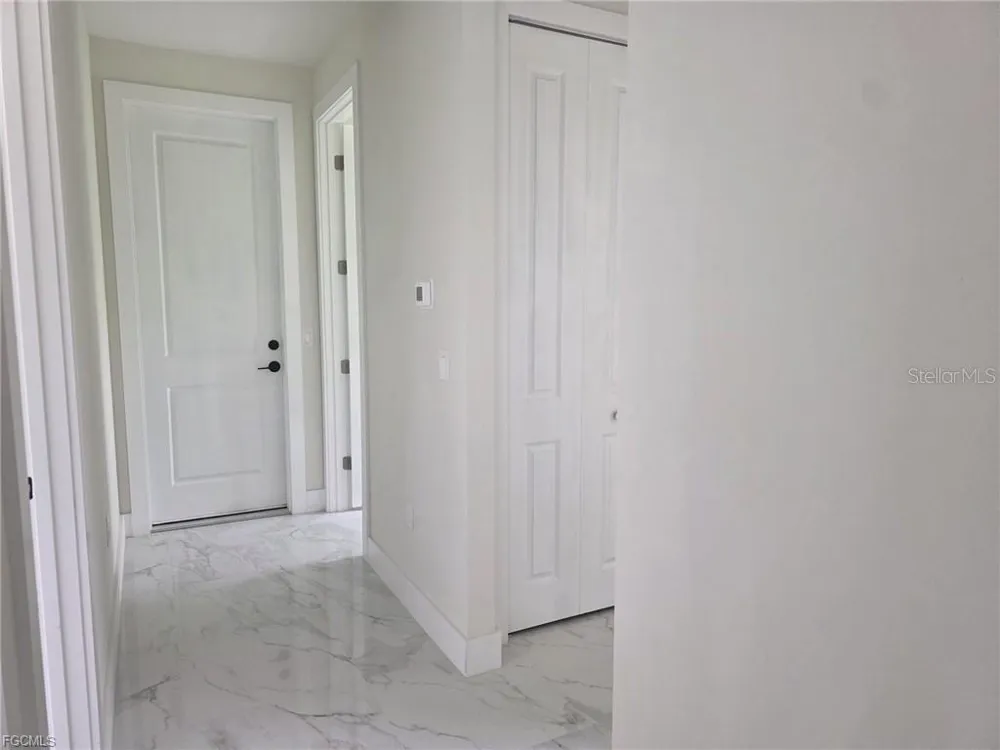 3852 HOPEVALE STREET Fort Myers, FL 33905