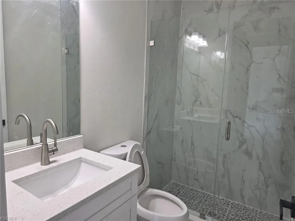 3852 HOPEVALE STREET Fort Myers, FL 33905