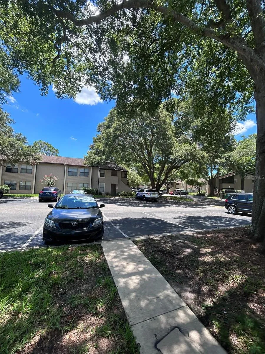 2948 ANTIQUE OAKS CIRCLE #94 Winter Park, FL 32792