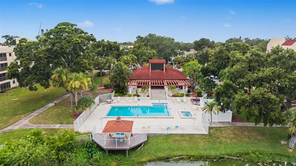 11485 OAKHURST ROAD #204 Largo, FL 33774