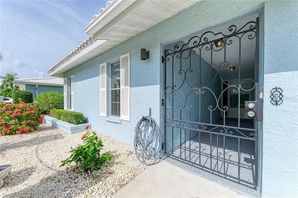 804 67TH STREET W #804 Bradenton, FL 34209