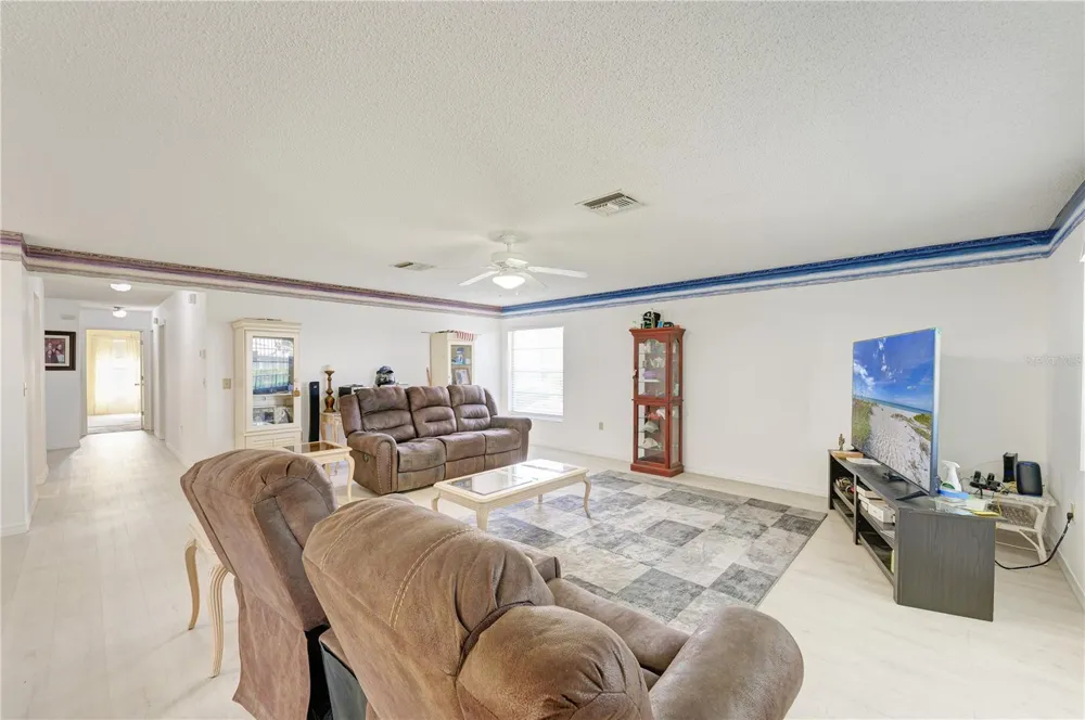 804 67TH STREET W #804 Bradenton, FL 34209