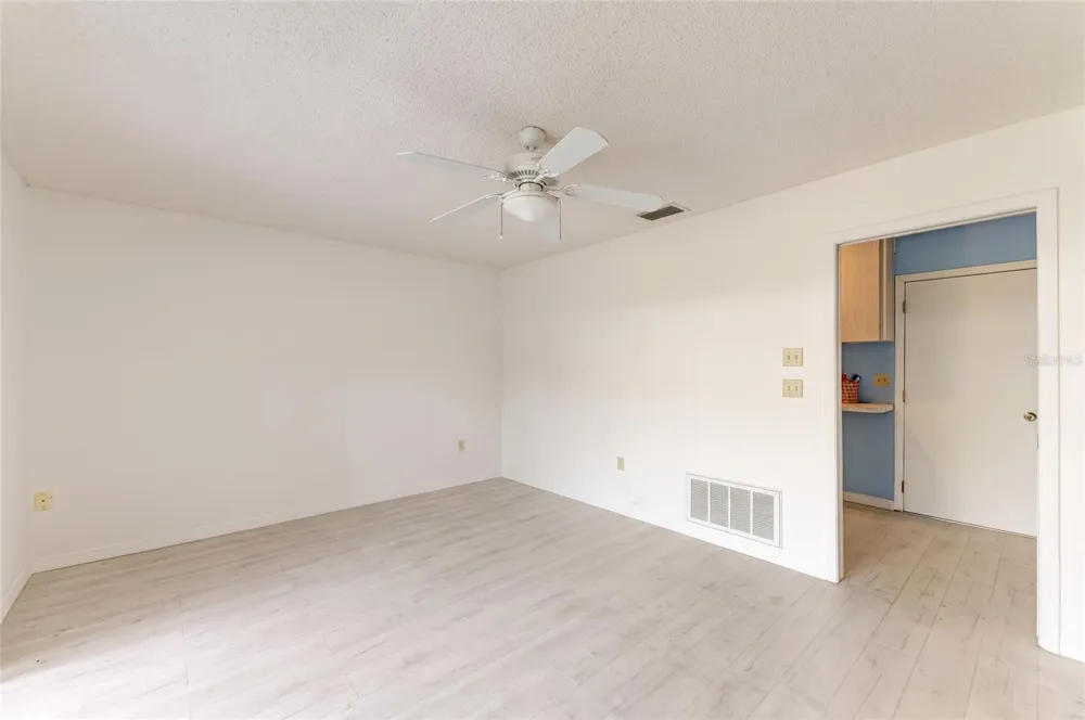 804 67TH STREET W #804 Bradenton, FL 34209
