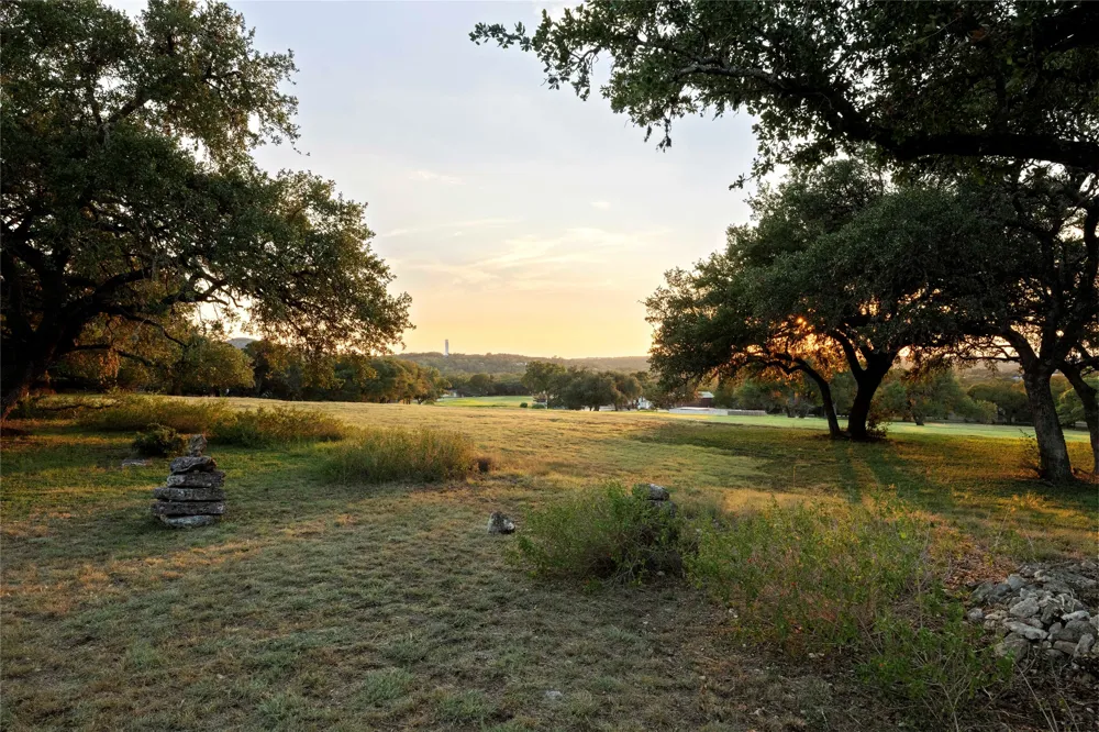 56 Woodcreek Drive Wimberley, TX 78676