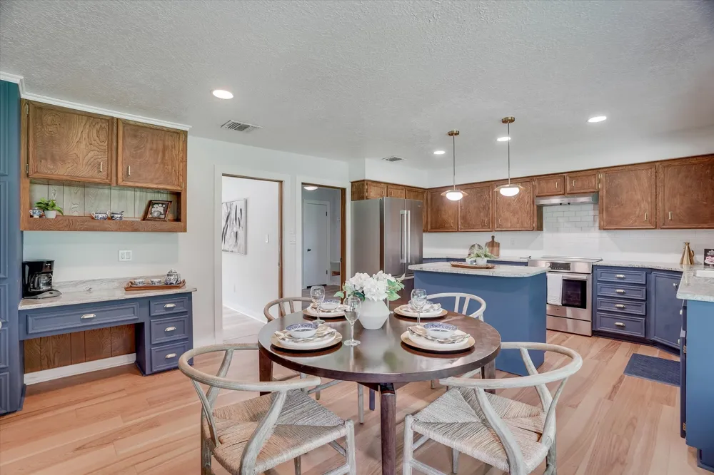 56 Woodcreek Drive Wimberley, TX 78676
