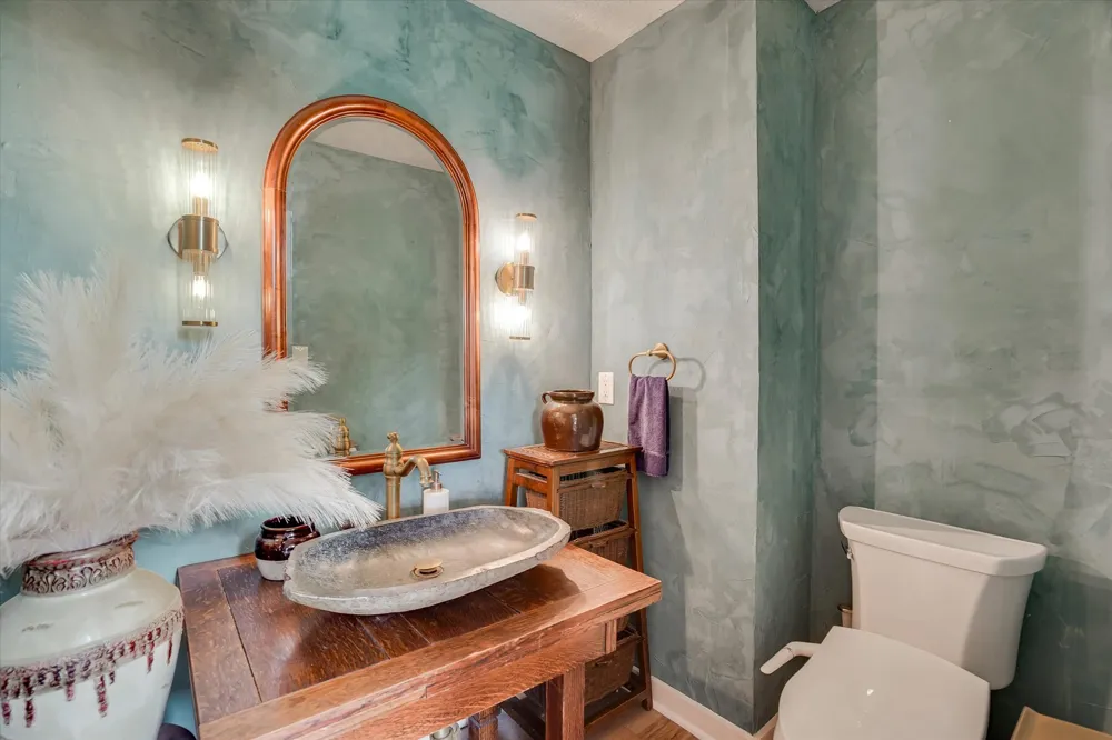 56 Woodcreek Drive Wimberley, TX 78676