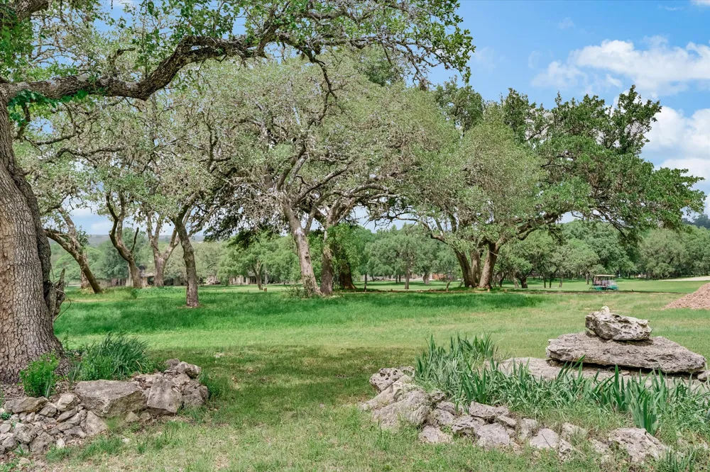 56 Woodcreek Drive Wimberley, TX 78676