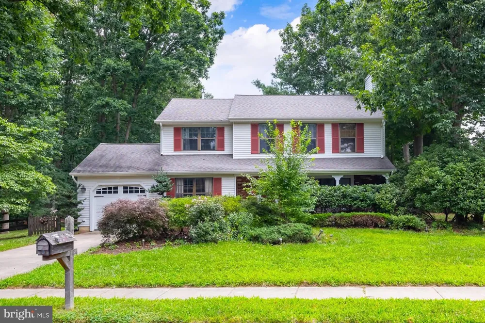18 INNSBRUCK DRIVE Sicklerville, NJ 08081