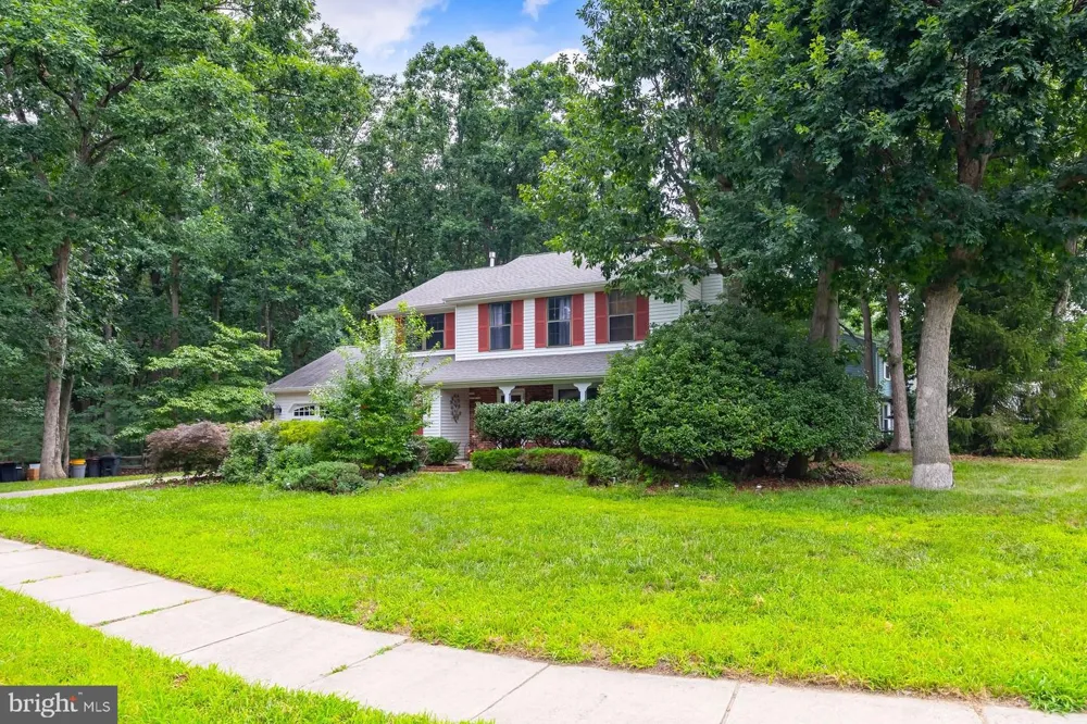 18 INNSBRUCK DRIVE Sicklerville, NJ 08081