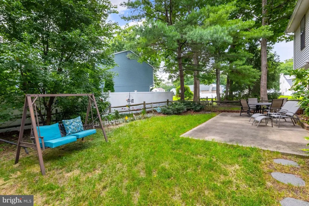 18 INNSBRUCK DRIVE Sicklerville, NJ 08081