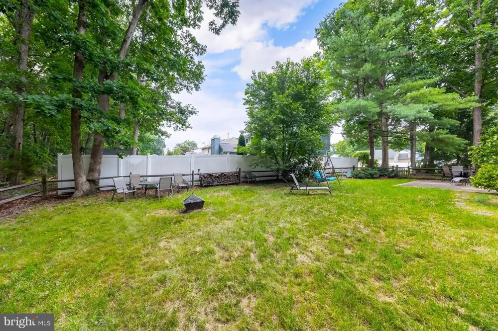 18 INNSBRUCK DRIVE Sicklerville, NJ 08081