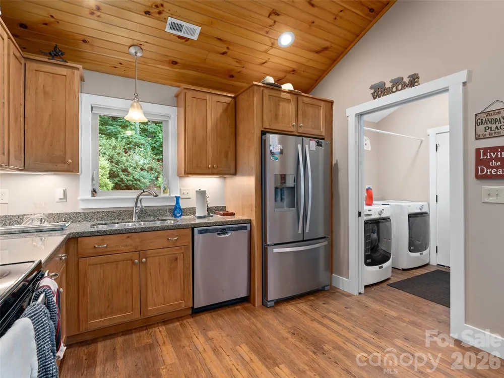 39 Maplewood Drive Maggie Valley, NC 28751