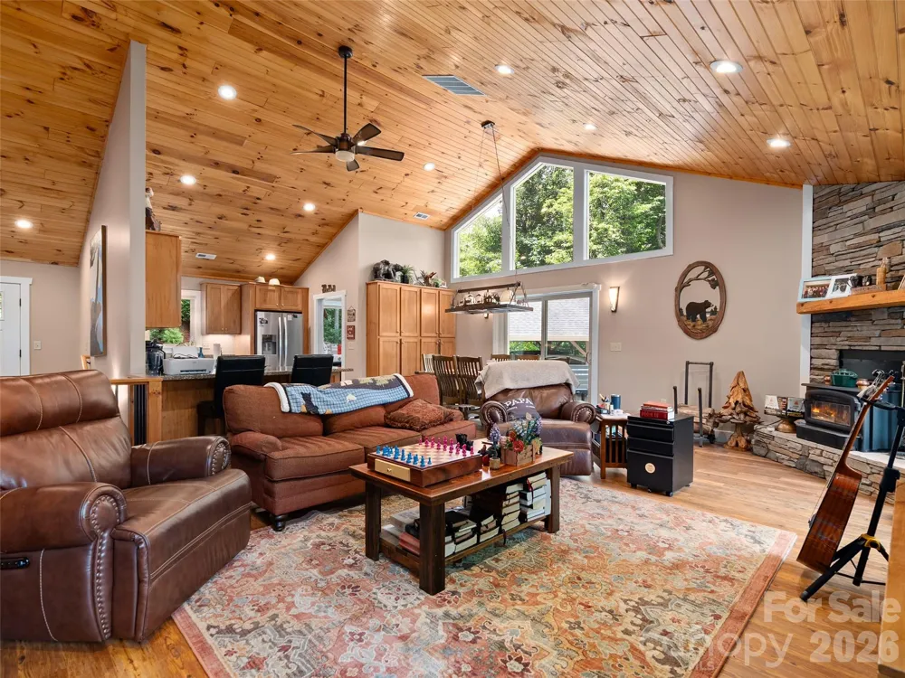39 Maplewood Drive Maggie Valley, NC 28751