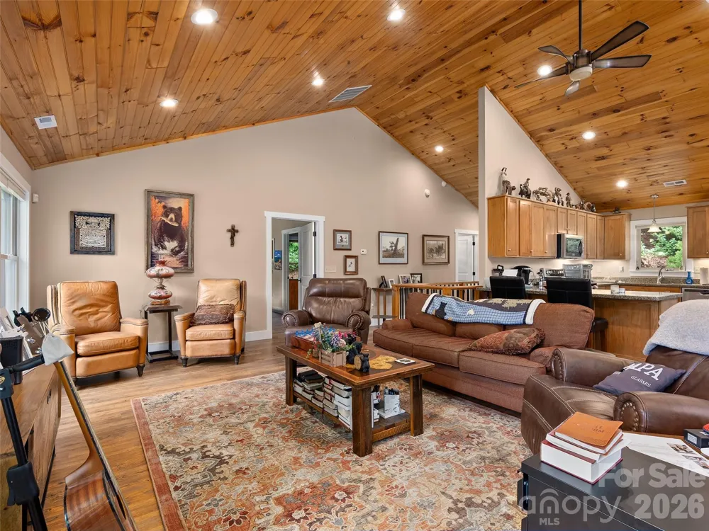39 Maplewood Drive Maggie Valley, NC 28751