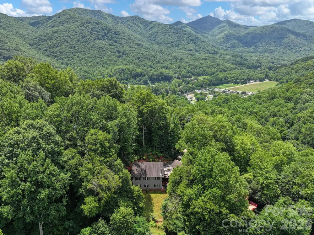 39 Maplewood Drive Maggie Valley, NC 28751