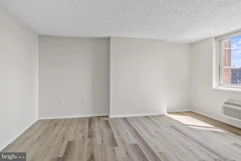 1500 LOCUST STREET #3111 Philadelphia, PA 19102