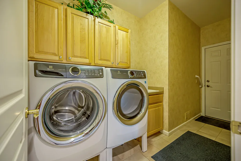 16529 Cottonwood Court Northville, MI 48168