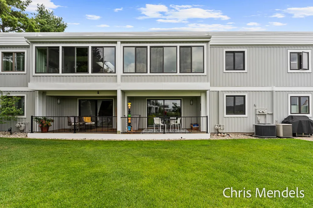 29 Sherman Avenue #24 Grand Haven, MI 49417