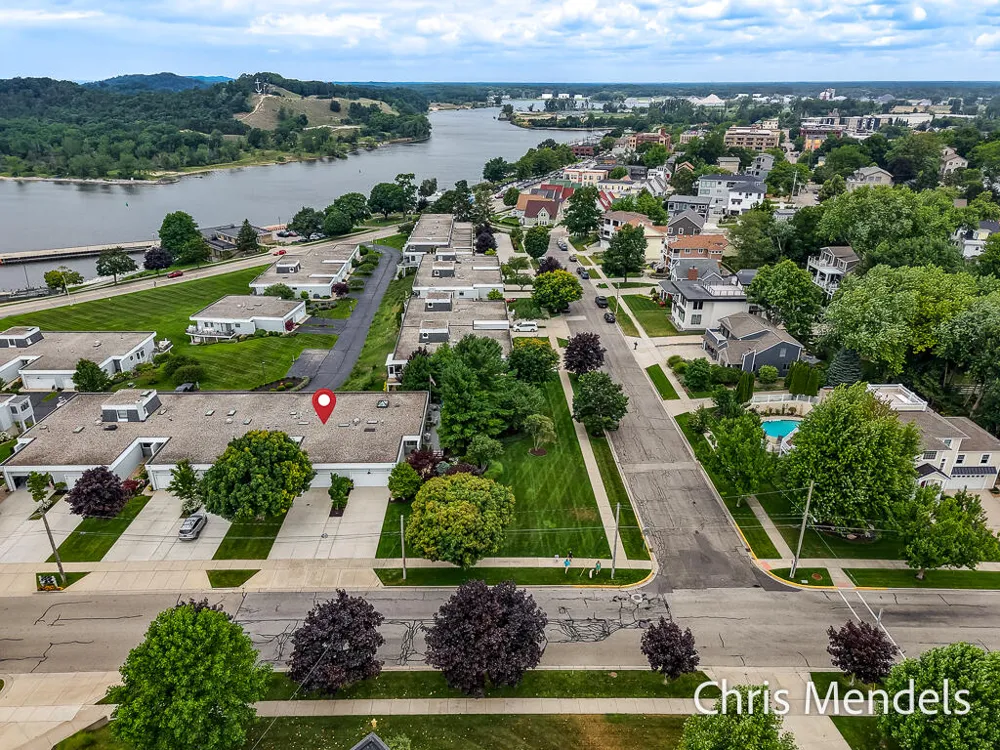 29 Sherman Avenue #24 Grand Haven, MI 49417