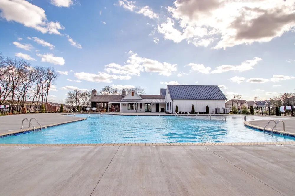 250 Cloverbrook Way Gallatin, TN 37066