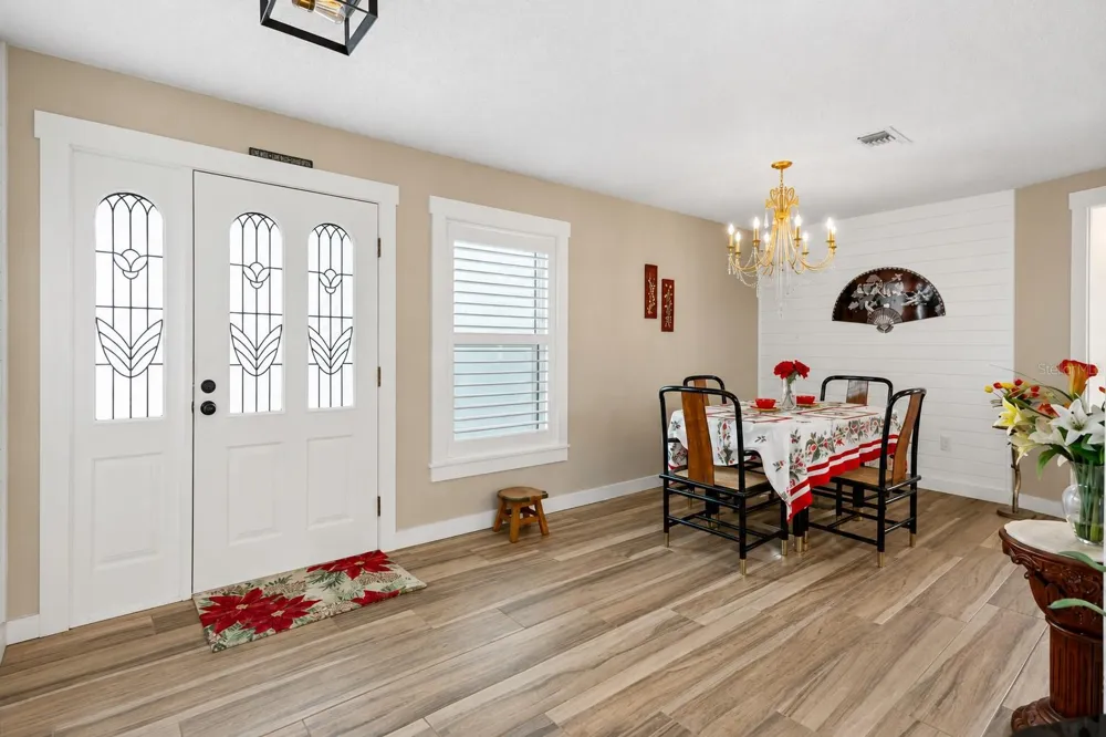 5438 DOMINICA CIRCLE Sarasota, FL 34233