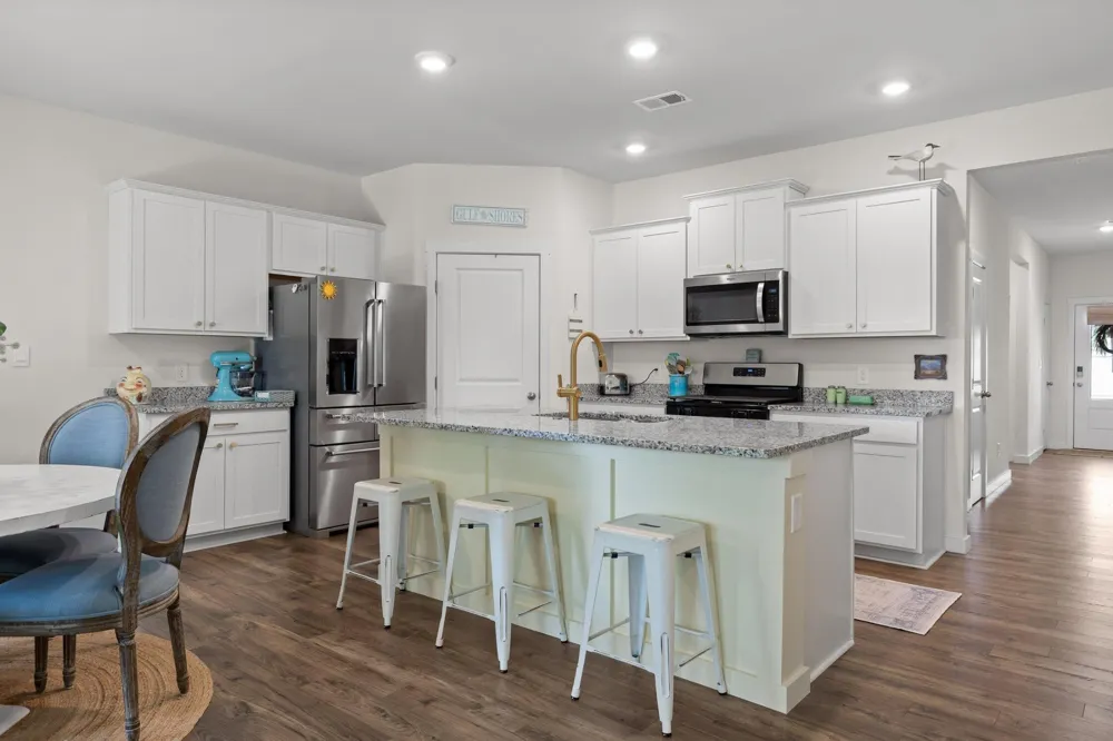 5697 Prickly Loop Ooltewah, TN 37363