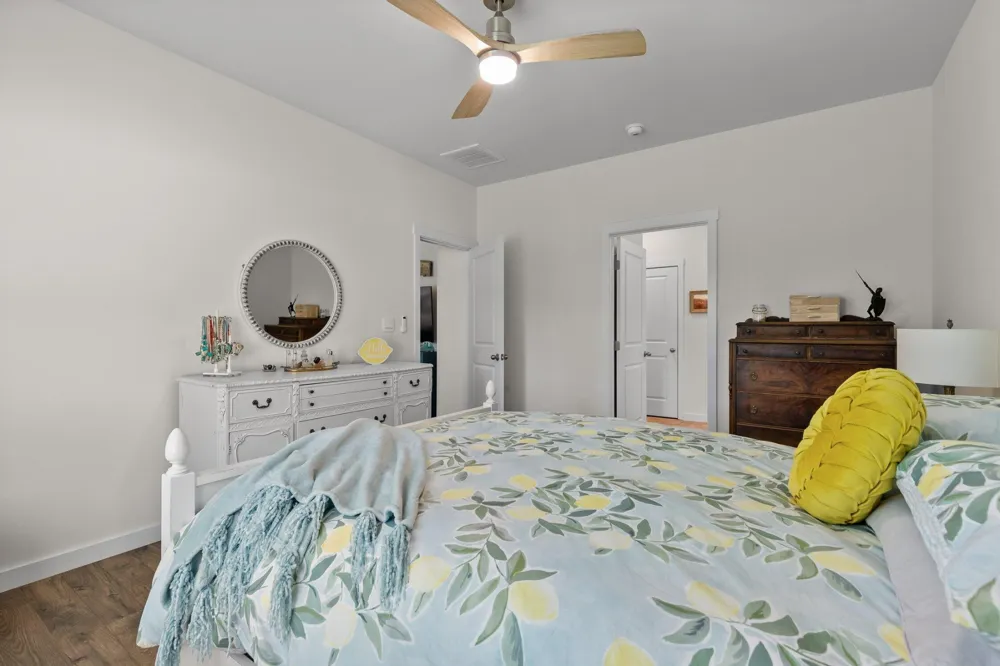5697 Prickly Loop Ooltewah, TN 37363