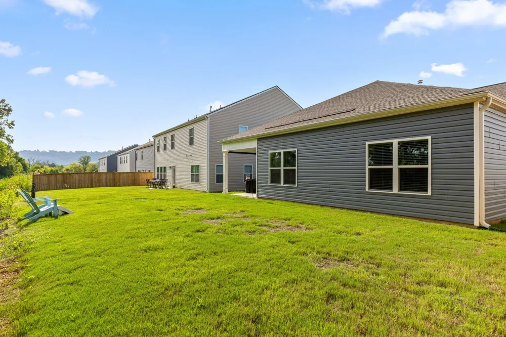 5697 Prickly Loop Ooltewah, TN 37363
