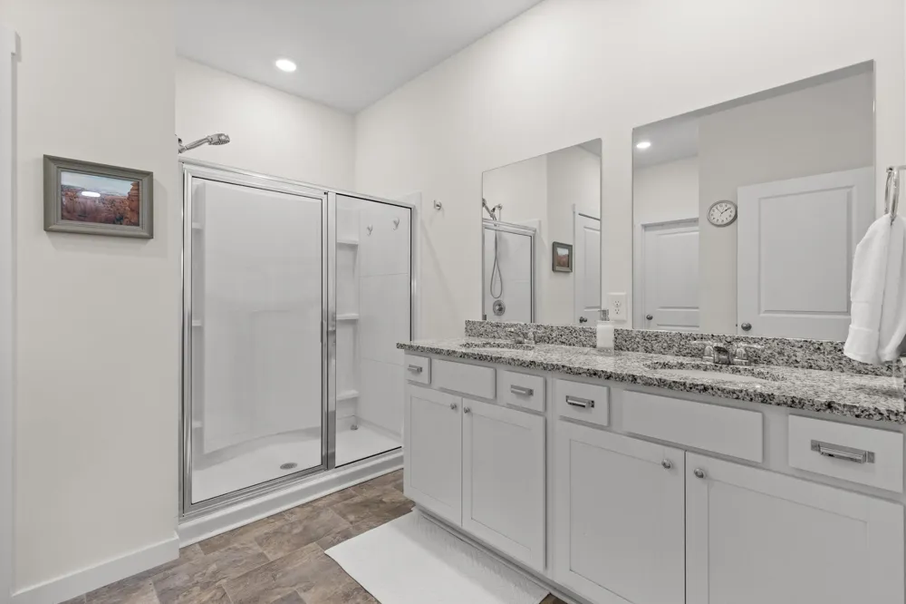5697 Prickly Loop Ooltewah, TN 37363