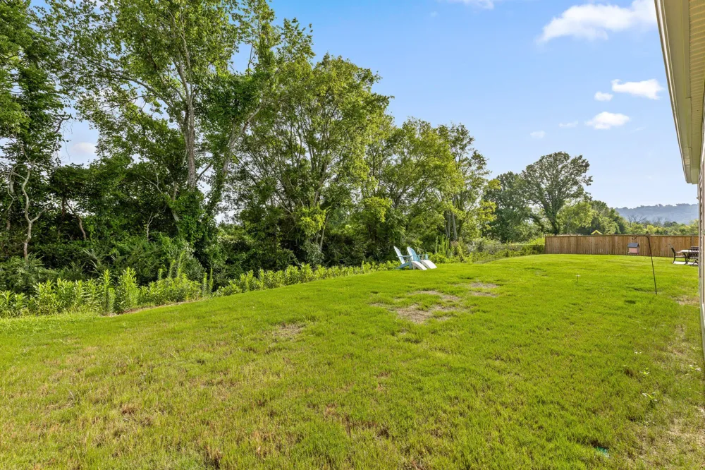 5697 Prickly Loop Ooltewah, TN 37363