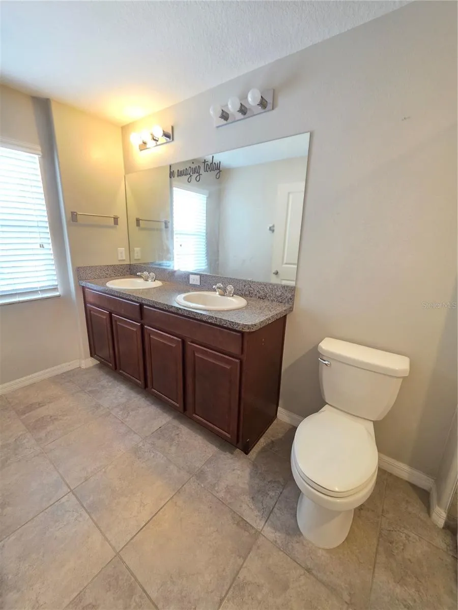 10676 LAKE MONTAUK DRIVE Riverview, FL 33578