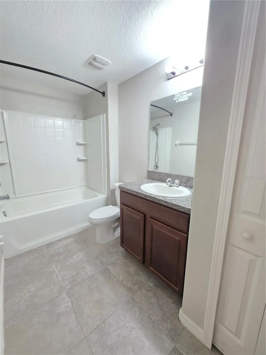 10676 LAKE MONTAUK DRIVE Riverview, FL 33578
