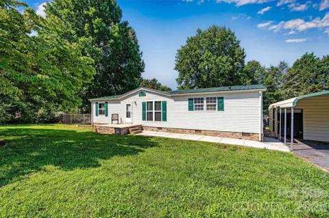 5135 36th Street Drive NE