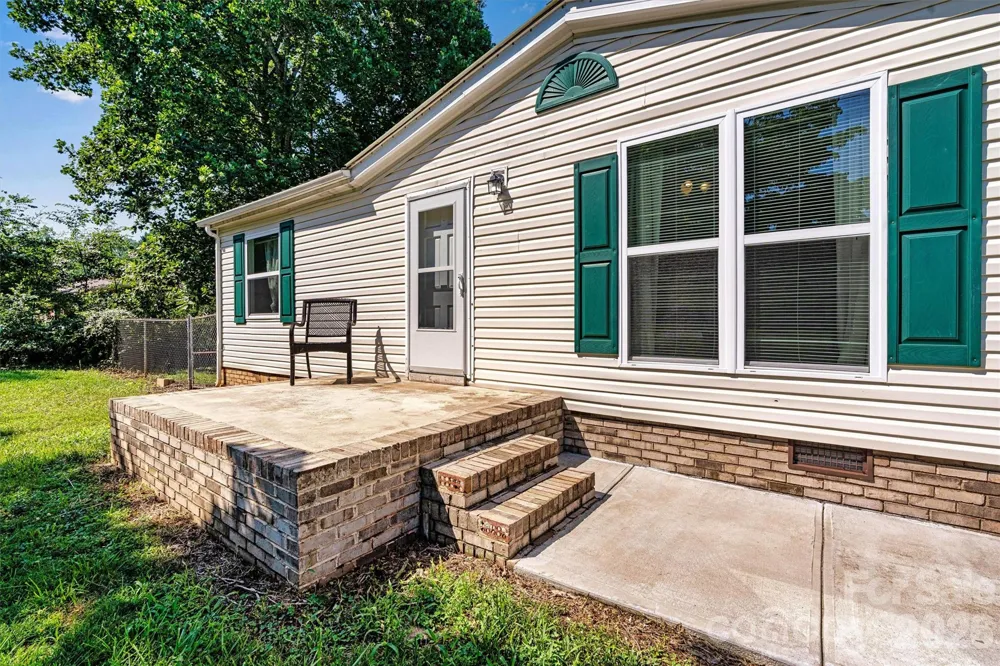 5135 36th Street Drive NE Hickory, NC 28601