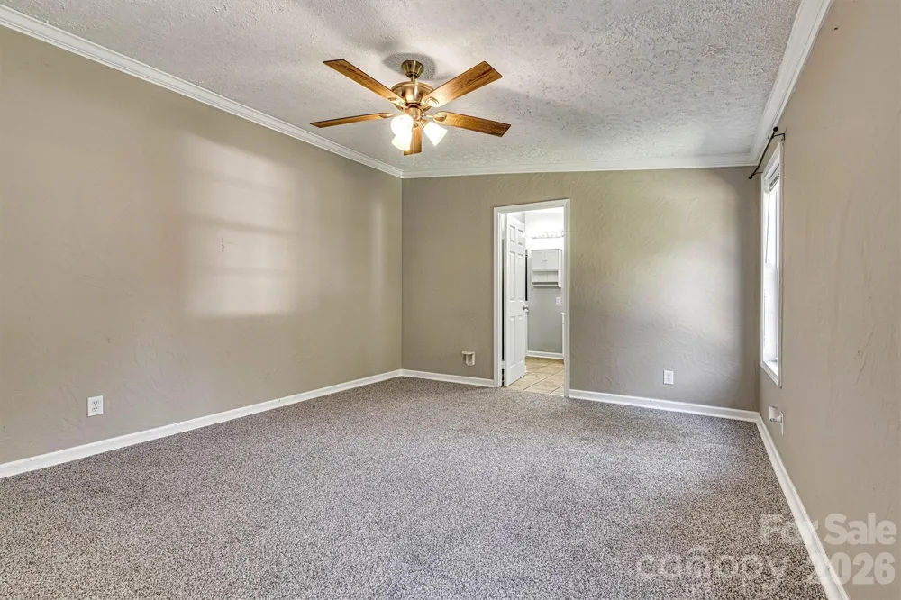 5135 36th Street Drive NE Hickory, NC 28601