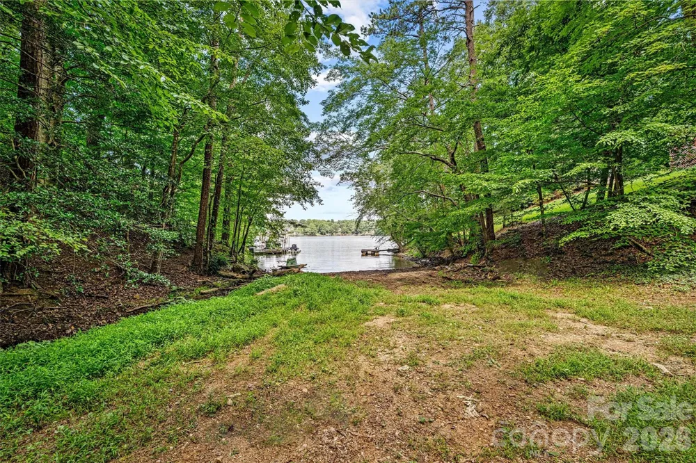 5135 36th Street Drive NE Hickory, NC 28601
