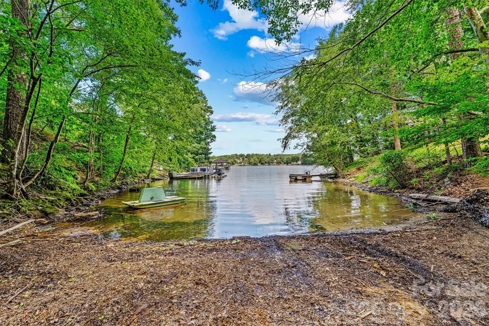 5135 36th Street Drive NE Hickory, NC 28601