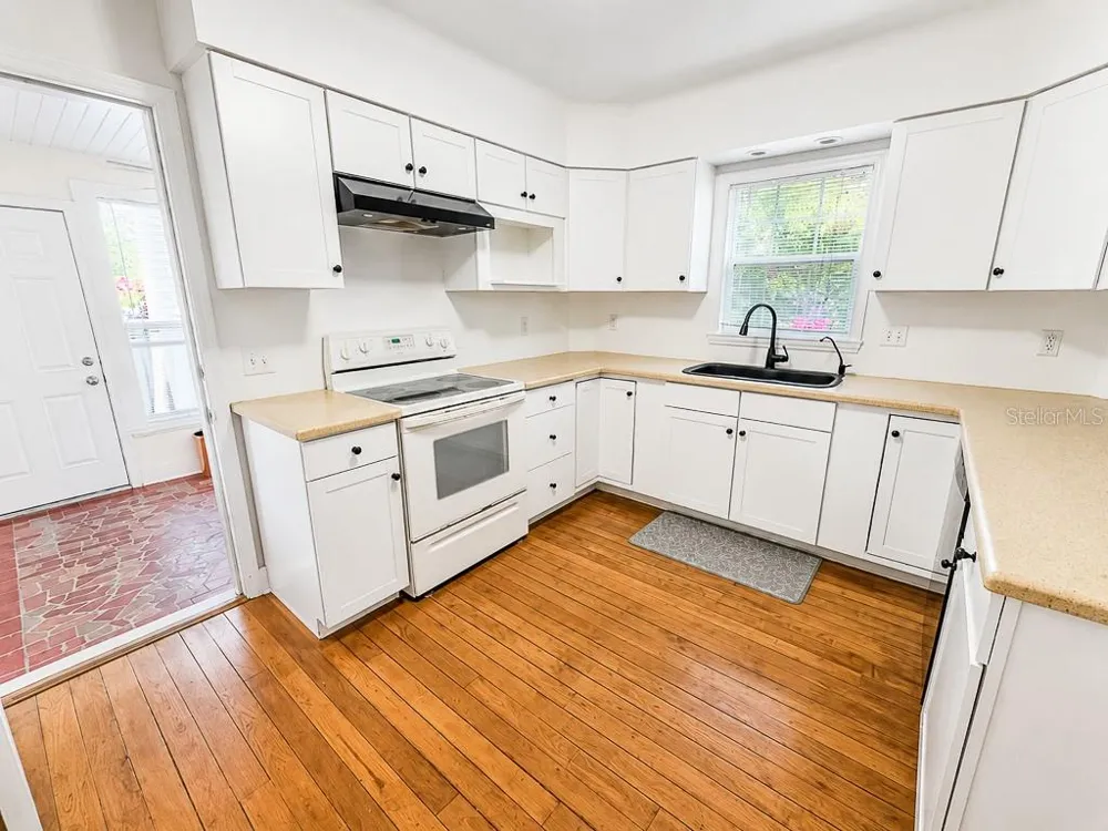 400 20TH STREET St Petersburg, FL 33713