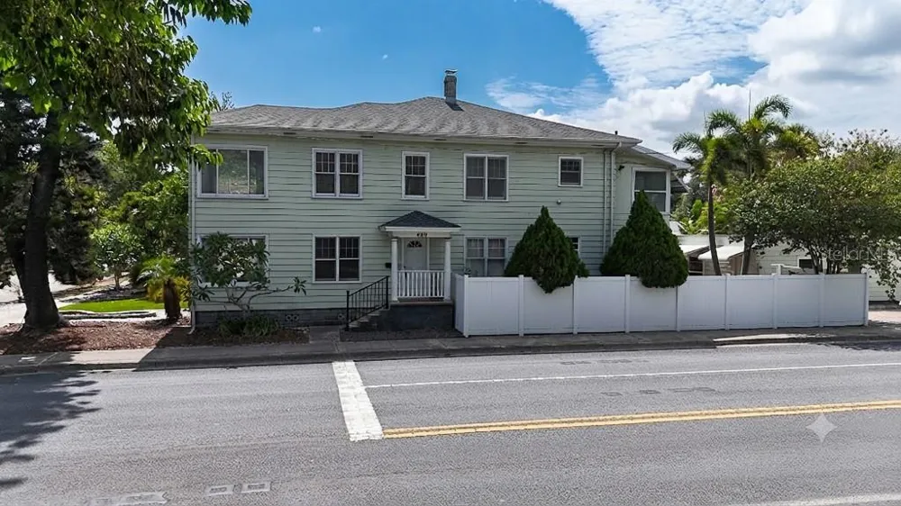 400 20TH STREET St Petersburg, FL 33713