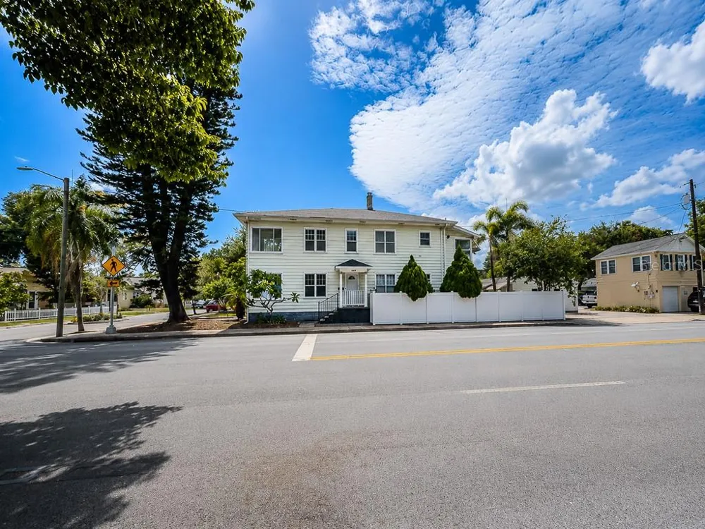 400 20TH STREET St Petersburg, FL 33713