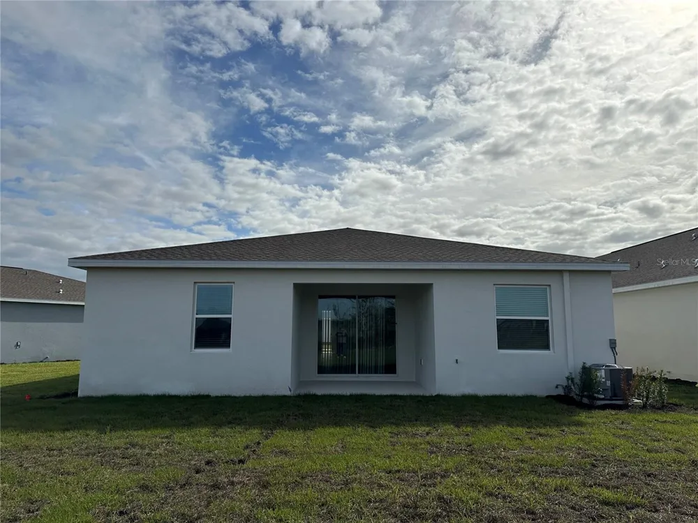 1656 CONTENTMENT LOOP Kissimmee, FL 34744