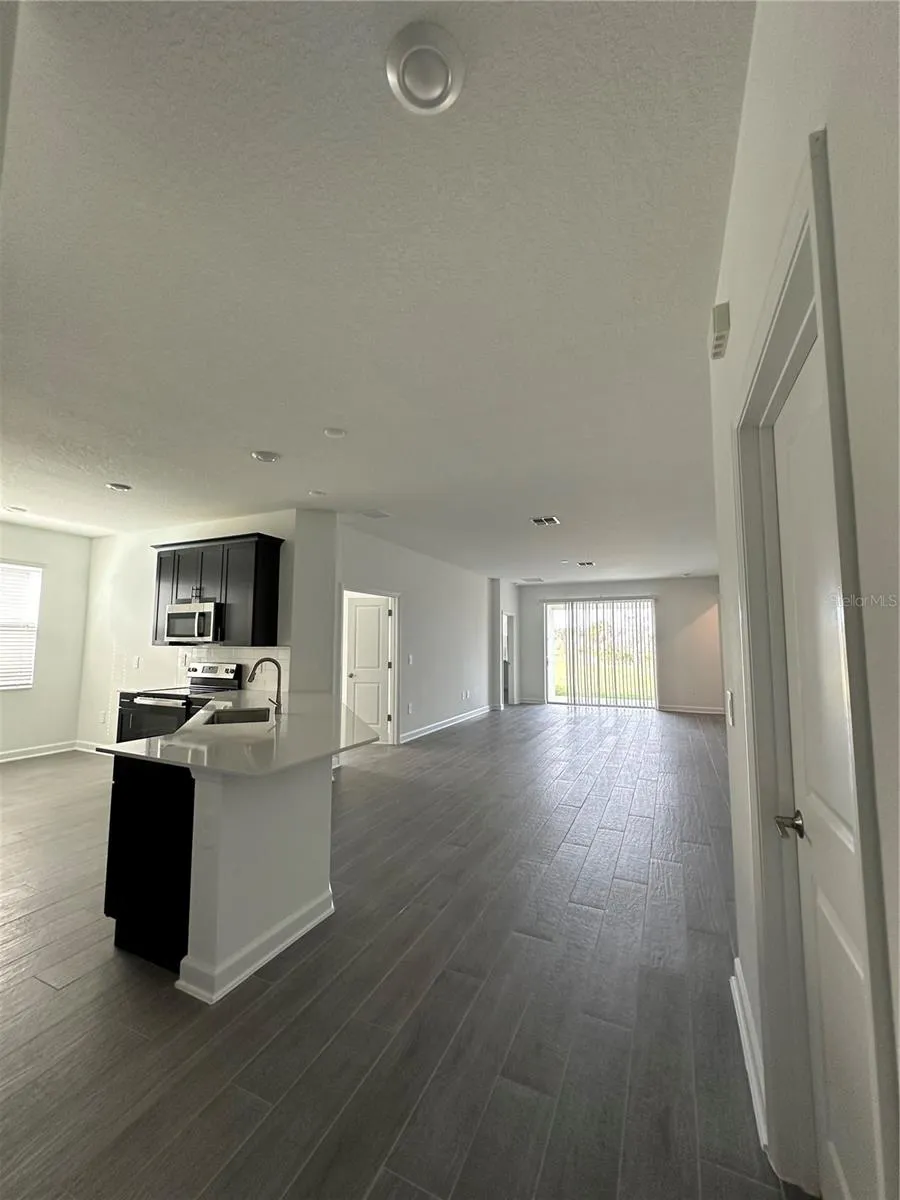 1656 CONTENTMENT LOOP Kissimmee, FL 34744