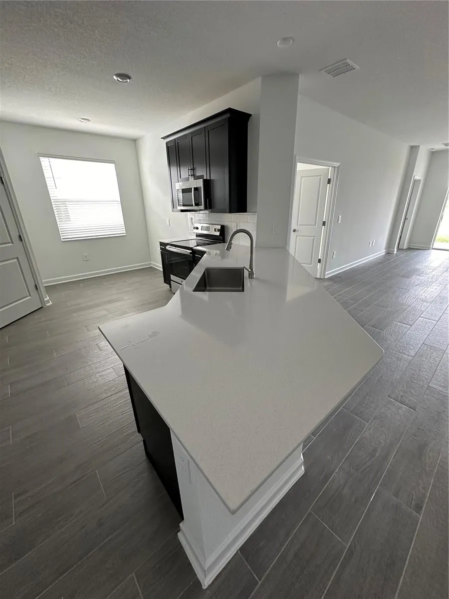 1656 CONTENTMENT LOOP Kissimmee, FL 34744