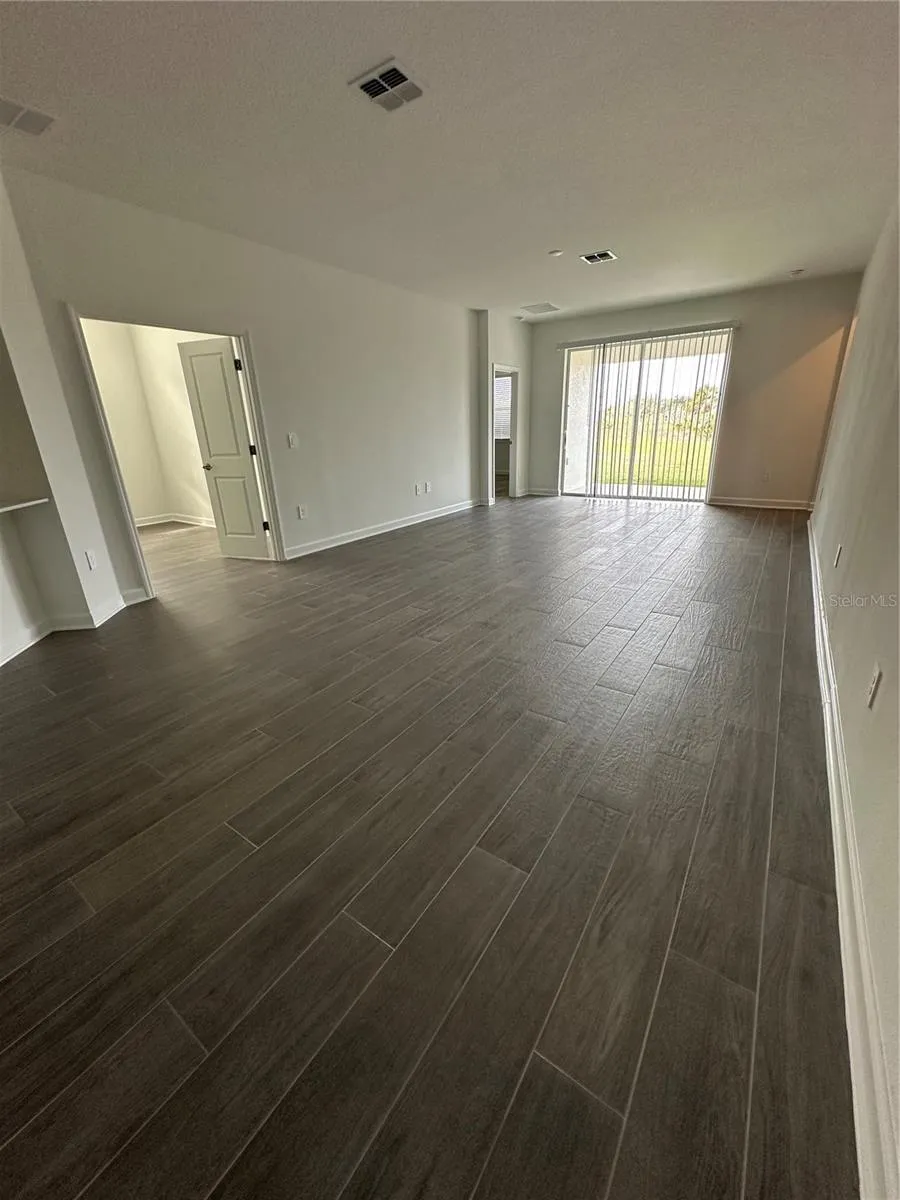 1656 CONTENTMENT LOOP Kissimmee, FL 34744